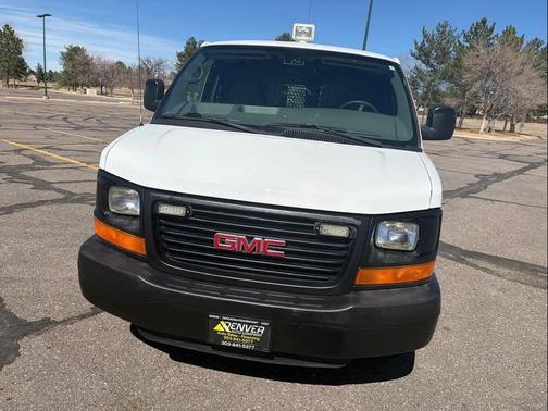 2009 GMC Savana 3500 Base