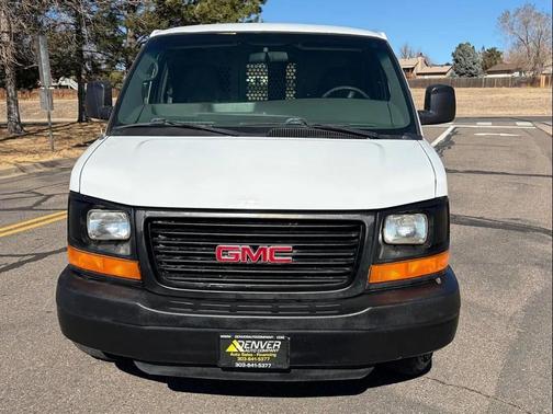 2009 GMC Savana 3500 Base