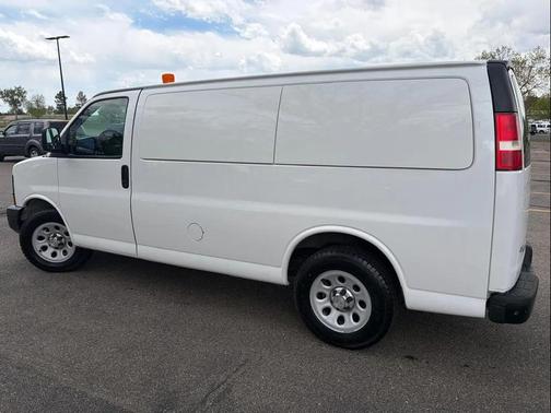 Summit White 2012 Chevrolet Express 1500 Work Van