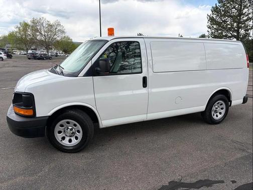 Summit White 2012 Chevrolet Express 1500 Work Van