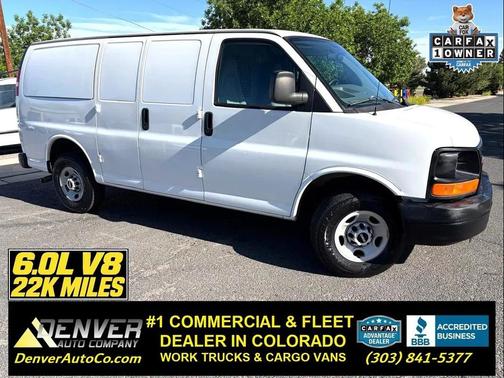 Summit White 2009 GMC Savana 3500 Base