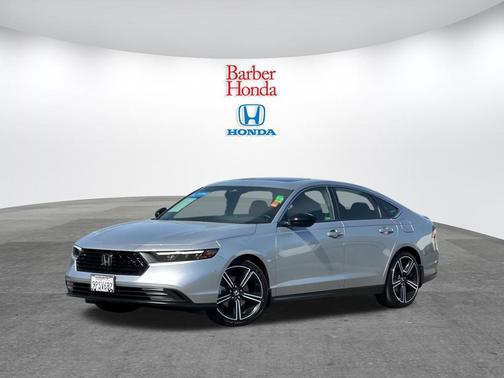 2025 Honda Accord Hybrid 