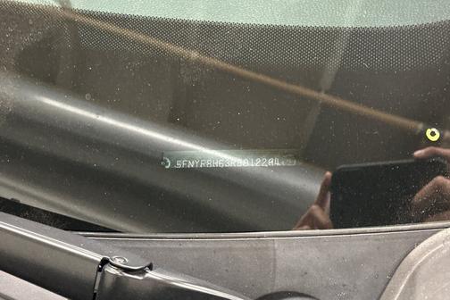 Crystal Black Pearl 2024 Honda Passport