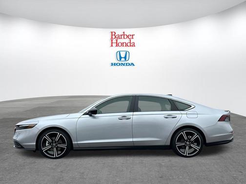 2025 Honda Accord Hybrid 