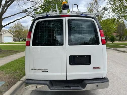 White 2016 GMC Savana 2500 Work Van