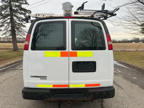 2013 Chevrolet Express 2500 Work Van