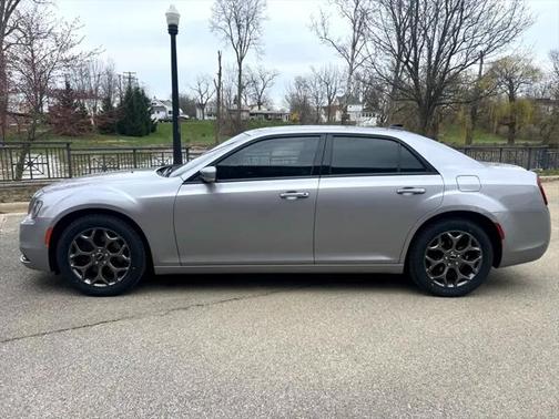 2018 Chrysler 300 S