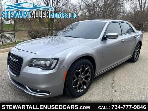 2018 Chrysler 300 S