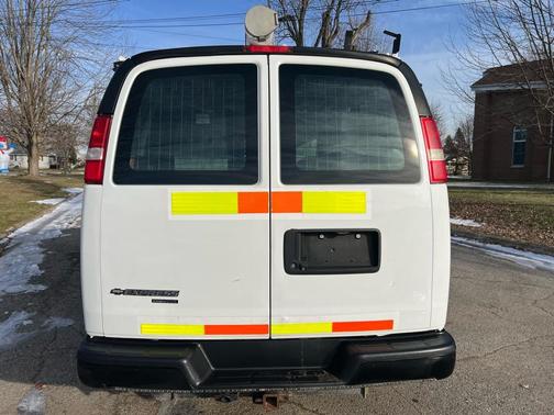 2013 Chevrolet Express 2500 Work Van