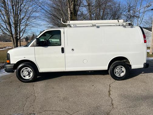 2013 Chevrolet Express 2500 Work Van