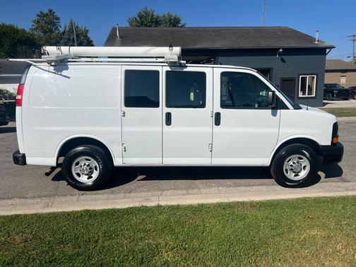2013 Chevrolet Express 2500 Work Van