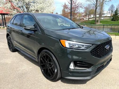 2022 Ford Edge ST