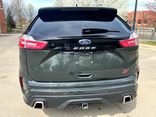 2022 Ford Edge ST