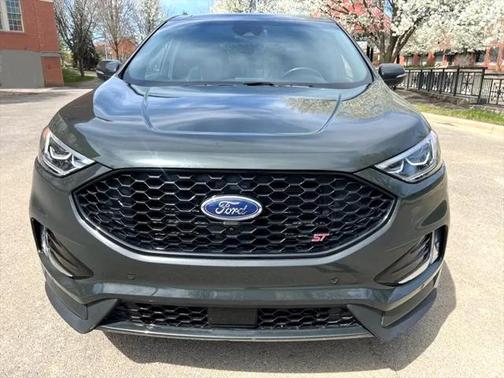 2022 Ford Edge ST