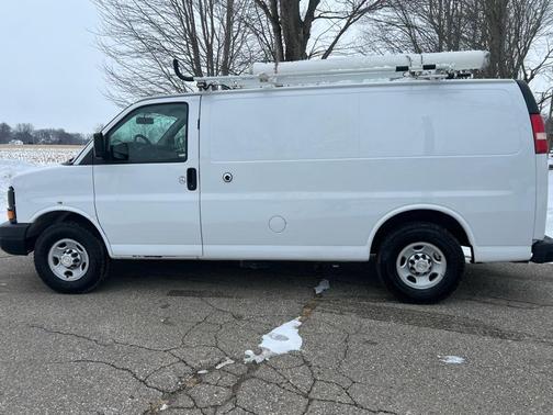 2013 Chevrolet Express 2500 Work Van