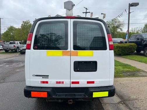 Summit White 2013 Chevrolet Express 2500 Work Van