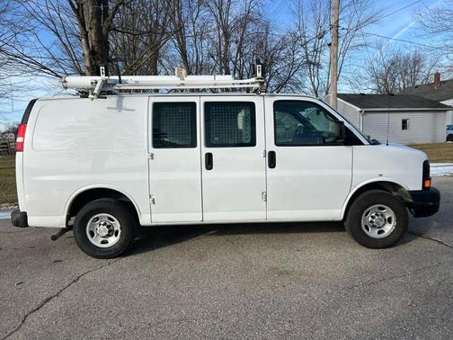 2013 Chevrolet Express 2500 Work Van
