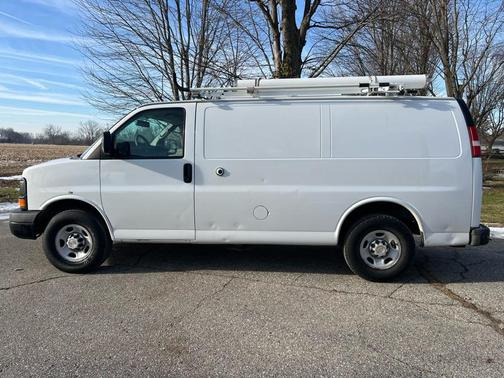 2013 Chevrolet Express 2500 Work Van