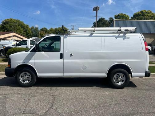 2013 Chevrolet Express 2500 Work Van