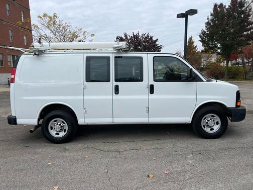 2013 Chevrolet Express 2500 Work Van