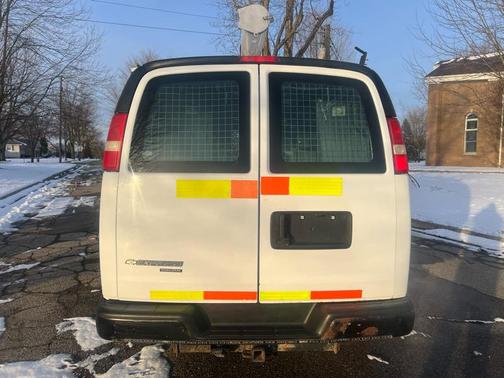 2013 Chevrolet Express 2500 Work Van