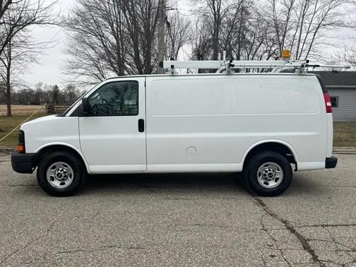 2016 GMC Savana 2500 Work Van