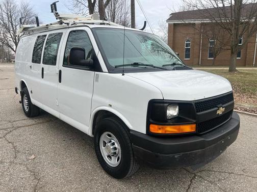 2013 Chevrolet Express 2500 Work Van