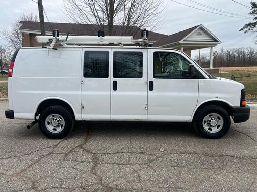 2013 Chevrolet Express 2500 Work Van