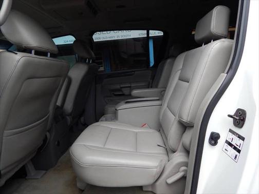 2010 Nissan Armada Platinum 4x2 4dr SUV