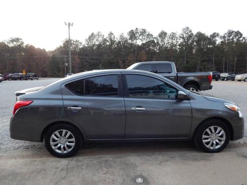 2016 Nissan Versa 1.6 SV