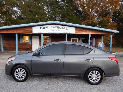 2016 Nissan Versa 1.6 SV