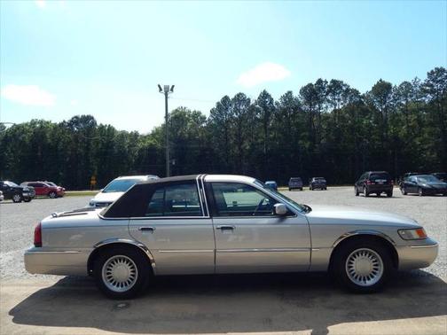 2001 Mercury Grand Marquis LS Premium 4dr Sedan