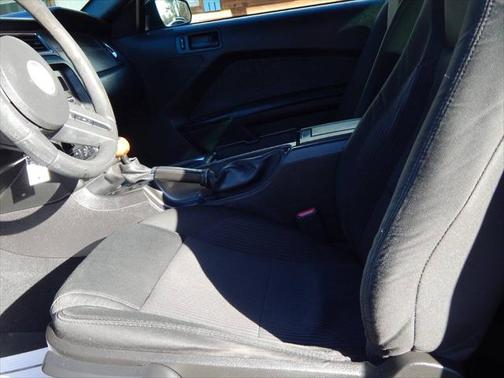 2010 Ford Mustang Base
