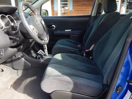 2012 Nissan Versa 1.8 S