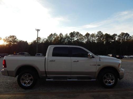 2009 Dodge Ram 1500 Laramie Crew Cab