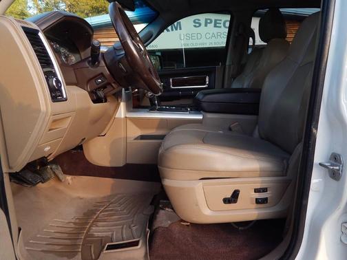 2009 Dodge Ram 1500 Laramie Crew Cab