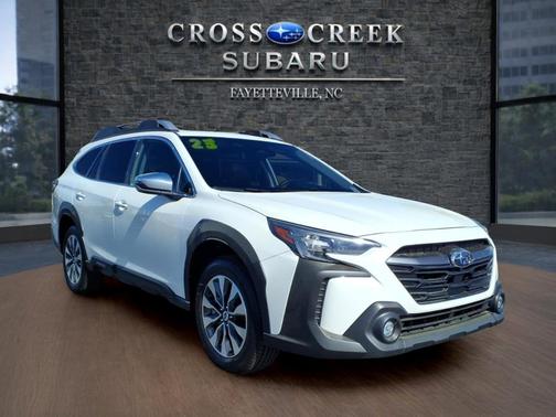 Crystal White Pearl 2023 Subaru Outback Touring