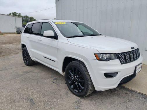 2017 Jeep Grand Cherokee Altitude