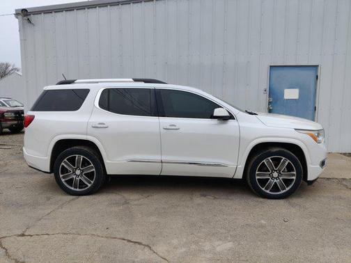 2018 GMC Acadia Denali