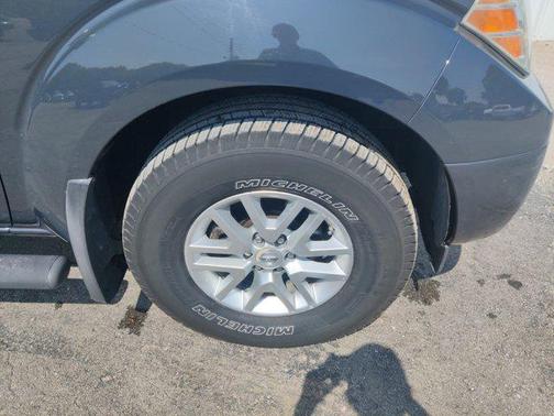 2014 Nissan Frontier SV