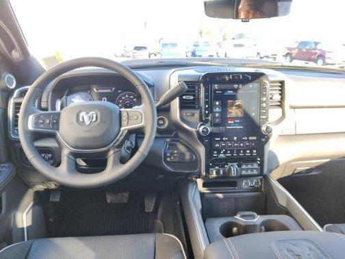 2024 RAM 2500 Laramie Crew Cab 4x4 6'4' Box