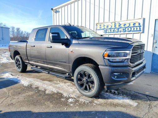 2024 RAM 2500 Laramie Crew Cab 4x4 6'4' Box