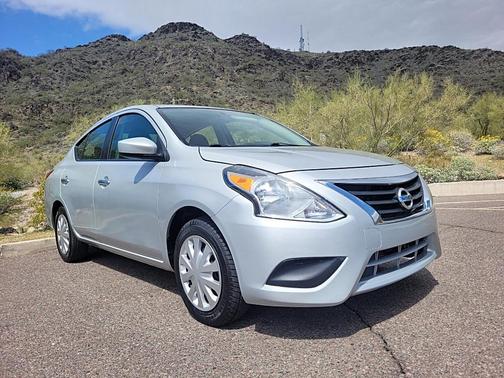 2018 Nissan Versa 1.6 SV