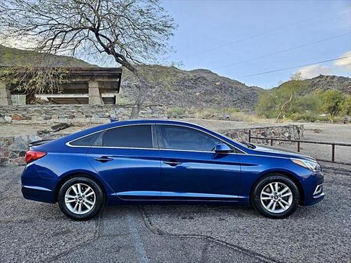 2017 Hyundai SONATA Base