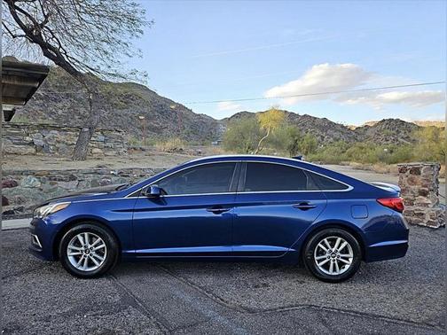 2017 Hyundai SONATA Base