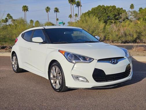 2017 Hyundai Veloster Base