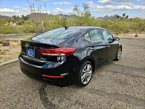 2017 Hyundai ELANTRA Limited