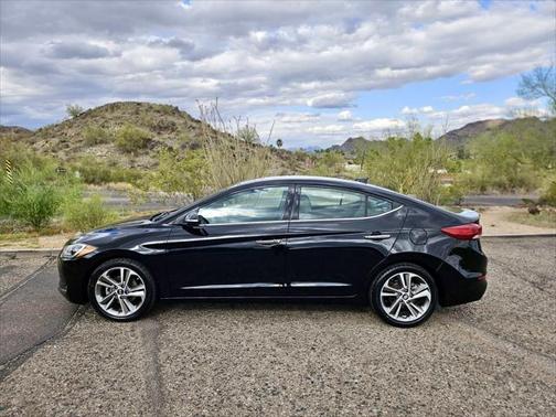 2017 Hyundai ELANTRA Limited