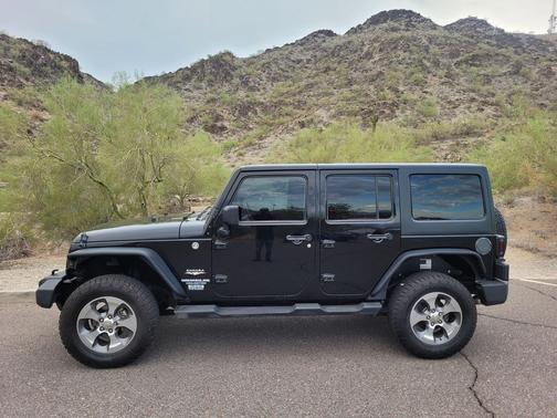 2012 Jeep Wrangler Unlimited Sahara