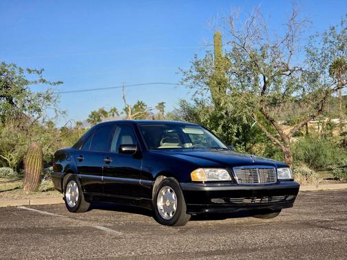 1999 Mercedes-Benz C-Class 4dr Sdn 2.8L